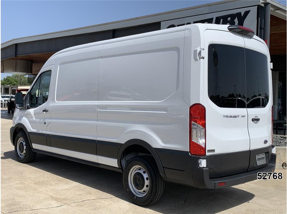 2025 Ford Transit 250