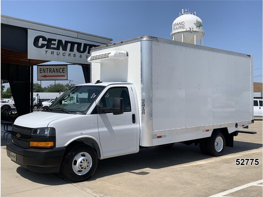 White 2024 Chevrolet Express Chassis Van Rear-Wheel Drive Automatic