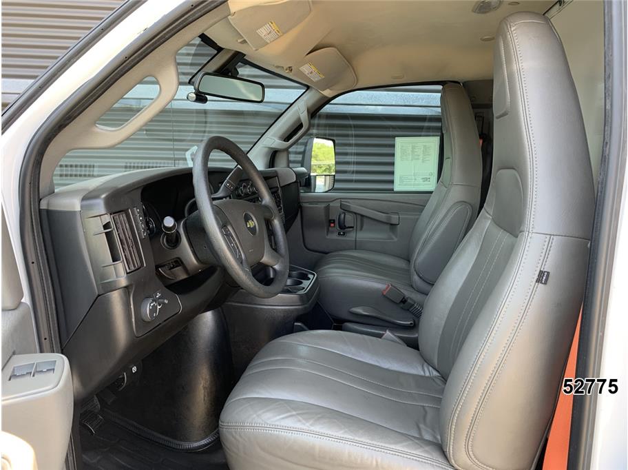 2024 Chevrolet 3500 Express DRW