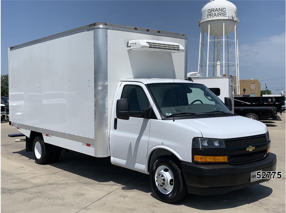 2024 Chevrolet 3500 Express DRW