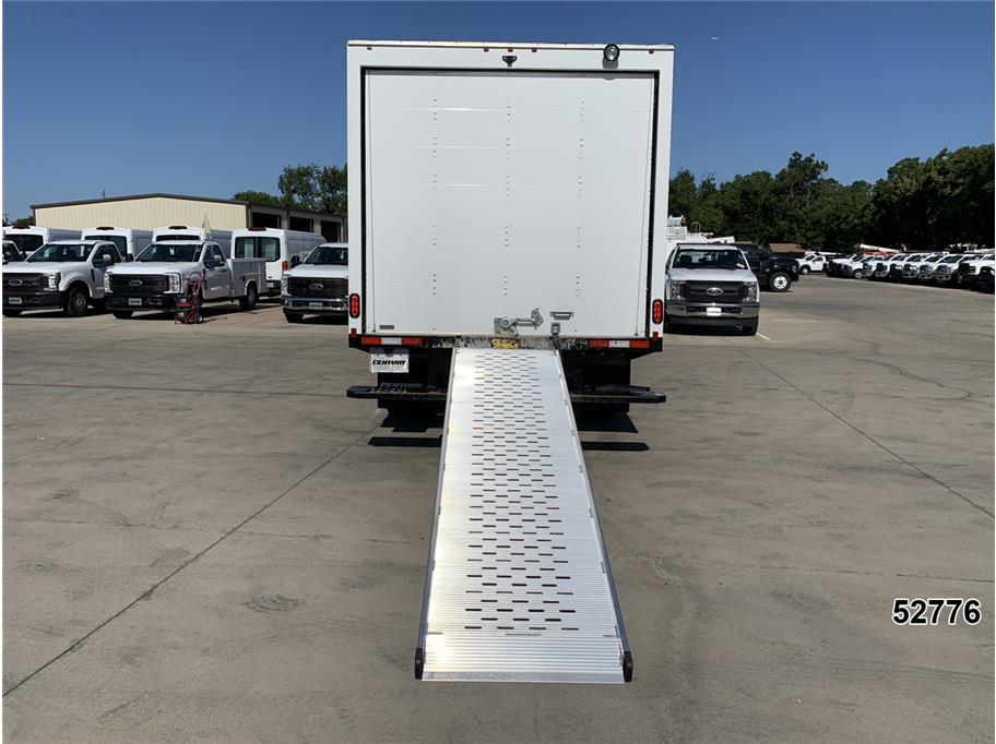 2024 Chevrolet 3500 Express DRW