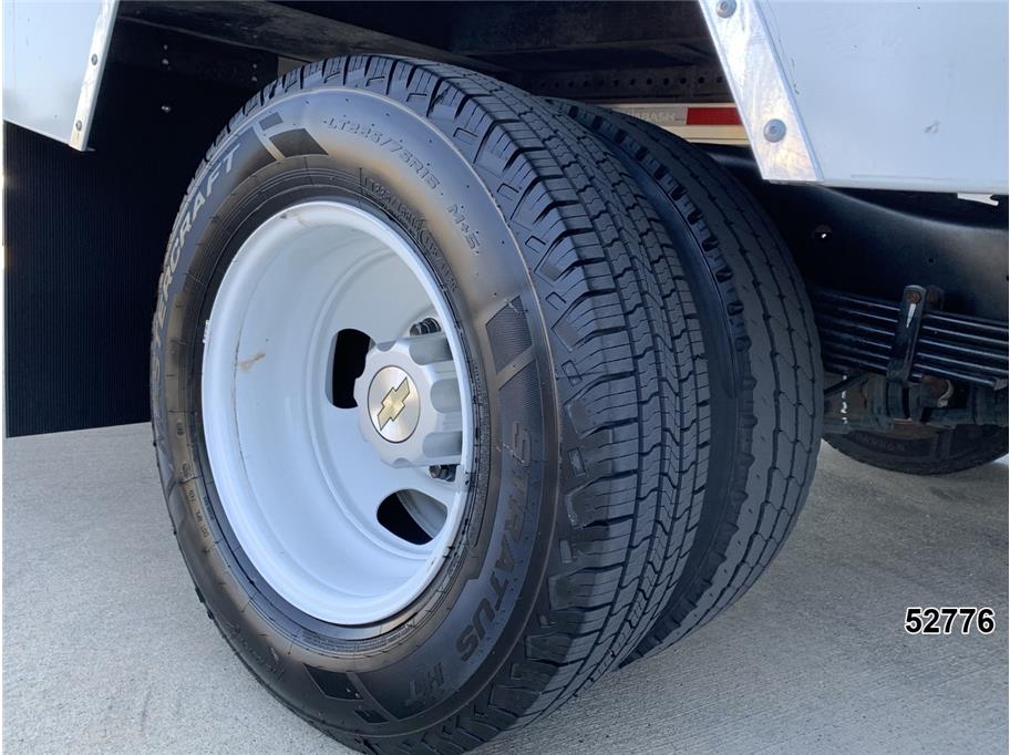 2024 Chevrolet 3500 Express DRW