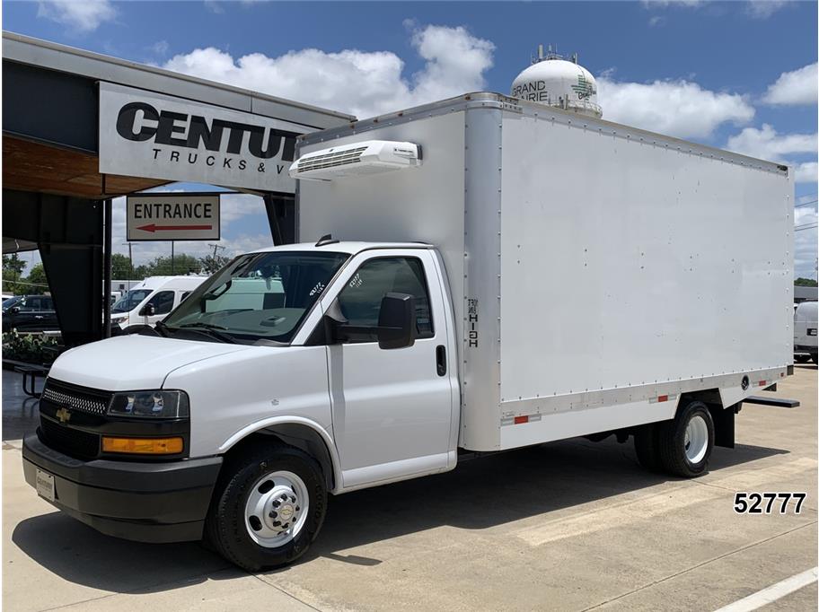 2024 Chevrolet Express Cutaway