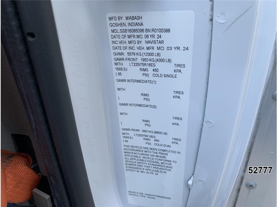 2024 Chevrolet 3500 Express DRW