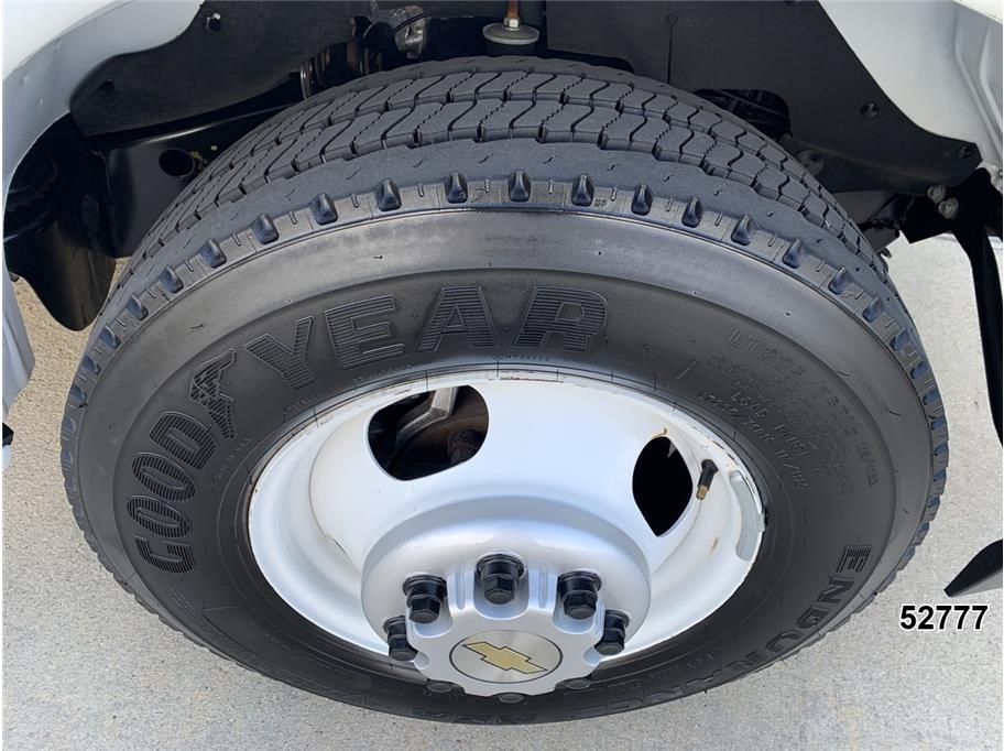 2024 Chevrolet 3500 Express DRW