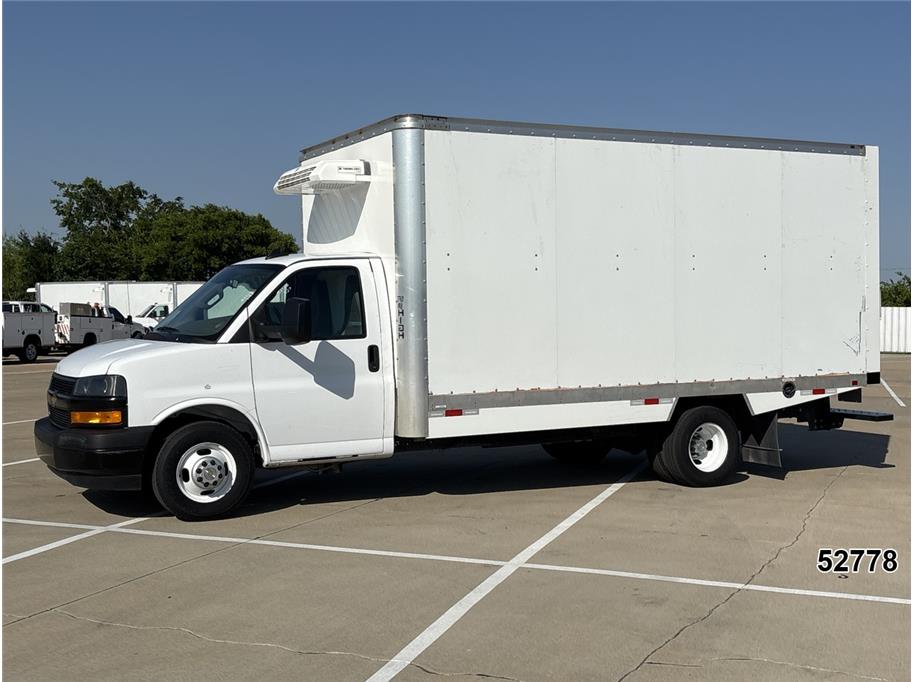 2024 Chevrolet 3500 Express DRW