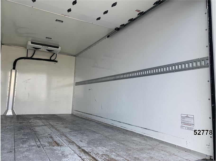 2024 Chevrolet 3500 Express DRW