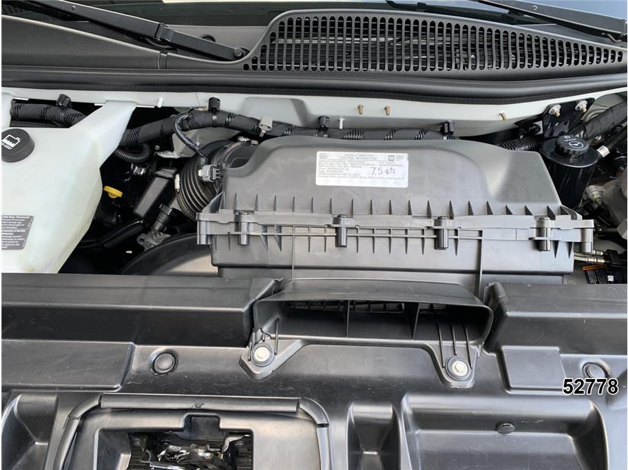 2024 Chevrolet 3500 Express DRW