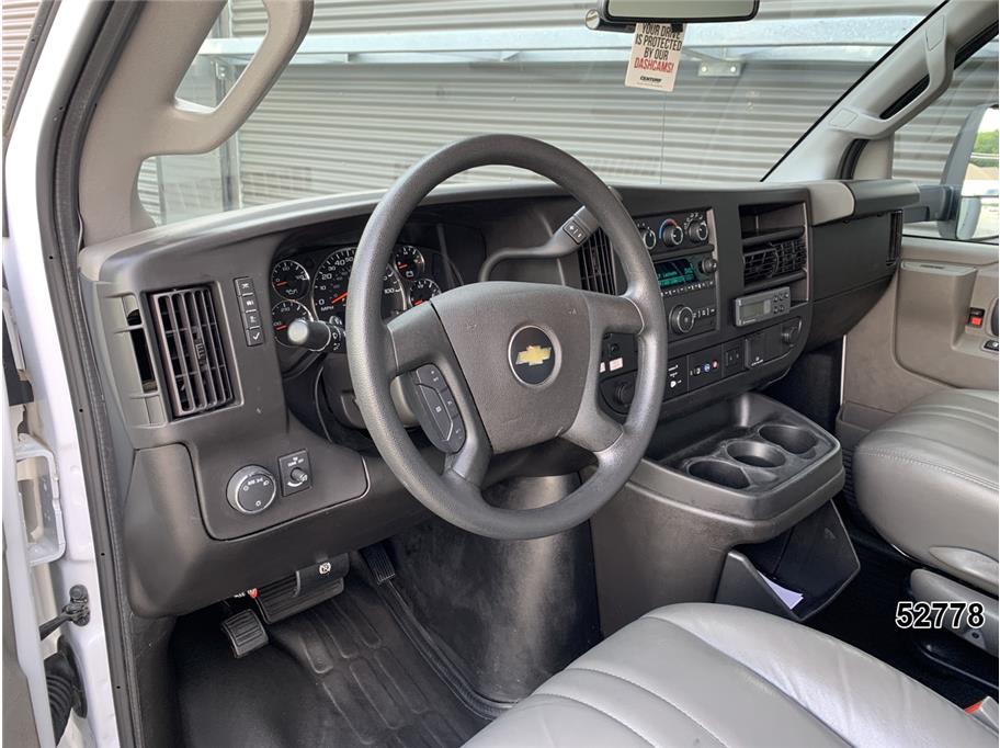 2024 Chevrolet 3500 Express DRW