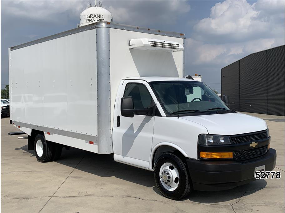 2024 Chevrolet 3500 Express DRW