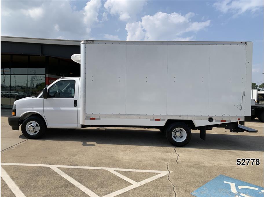 2024 Chevrolet 3500 Express DRW
