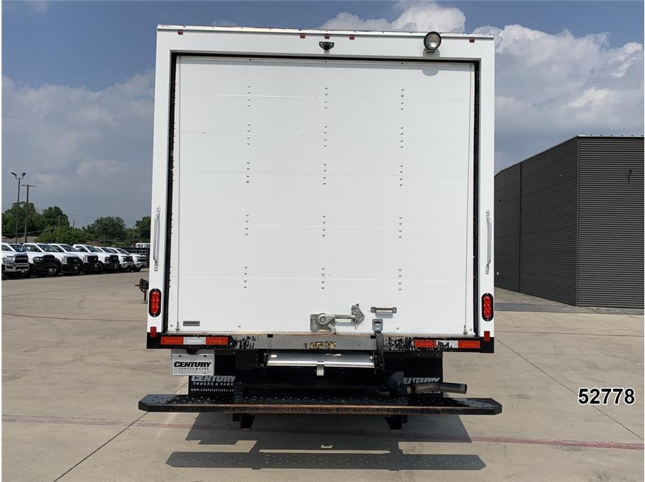 2024 Chevrolet 3500 Express DRW