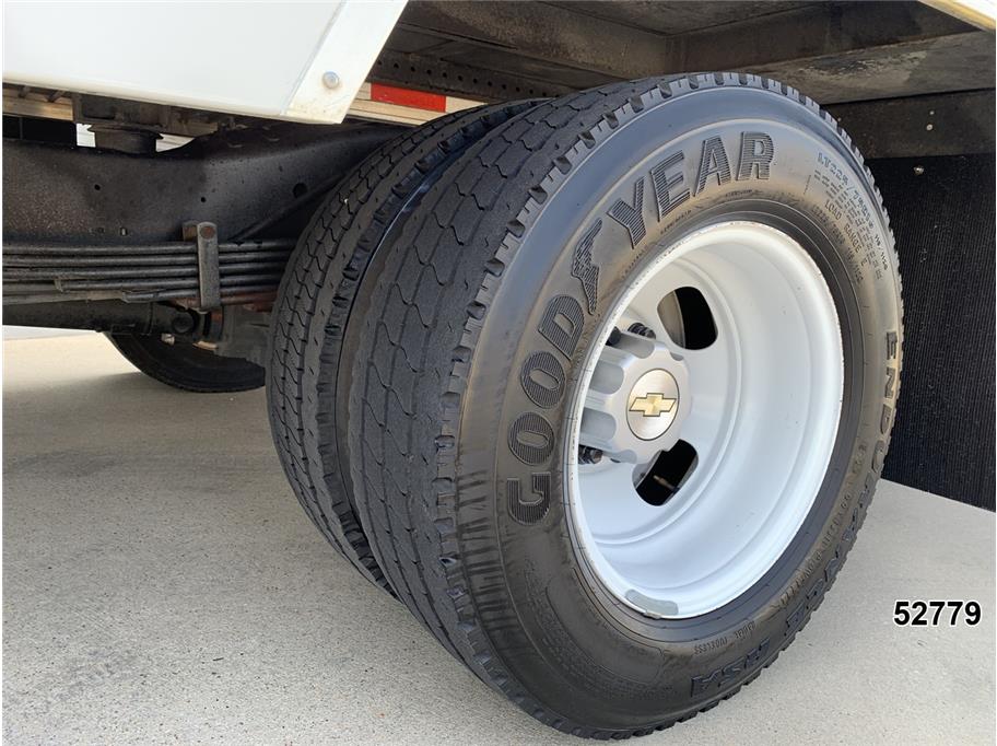 2024 Chevrolet 3500 Express DRW