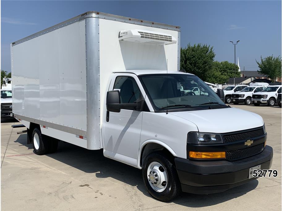 2024 Chevrolet 3500 Express DRW