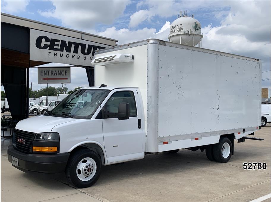 2024 GMC Savana Cutaway