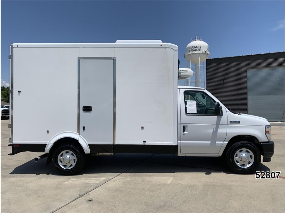 2023 Ford E350