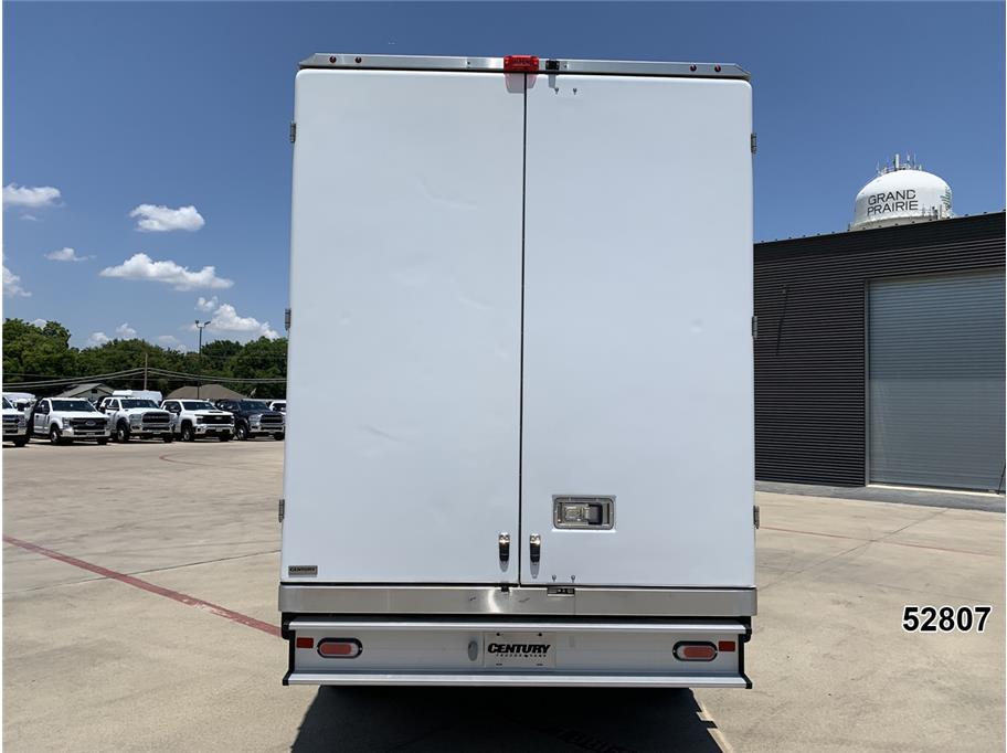 2023 Ford E350