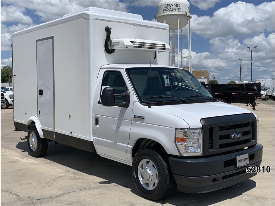 2023 Ford E350