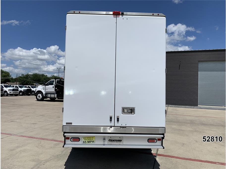 2023 Ford E350