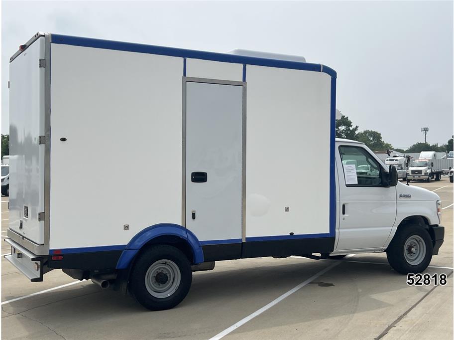 2023 Ford E350