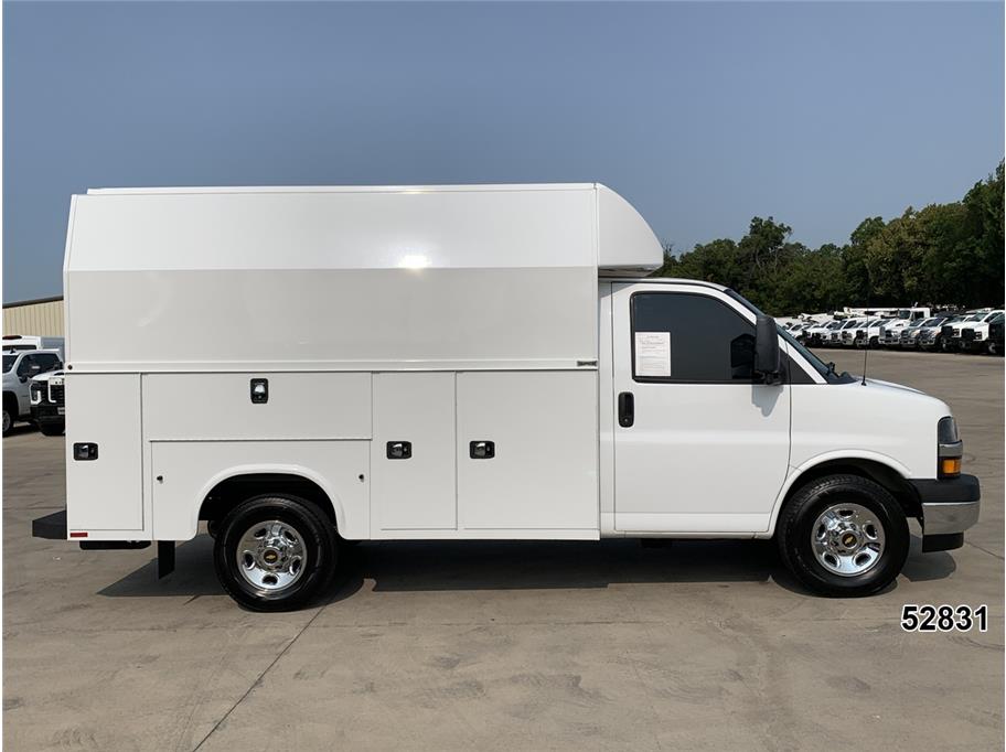 2022 Chevrolet 3500 Express