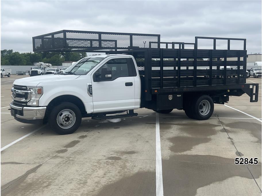2022 Ford F350 DRW