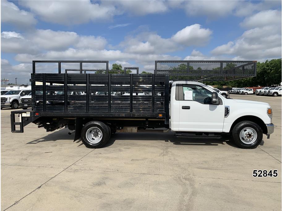 2022 Ford F350 DRW
