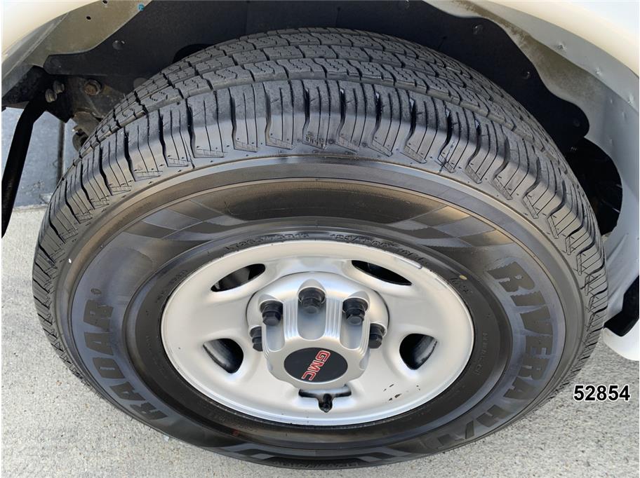 2015 GMC 3500 Savana