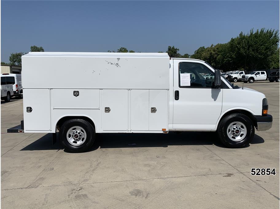 2015 GMC 3500 Savana