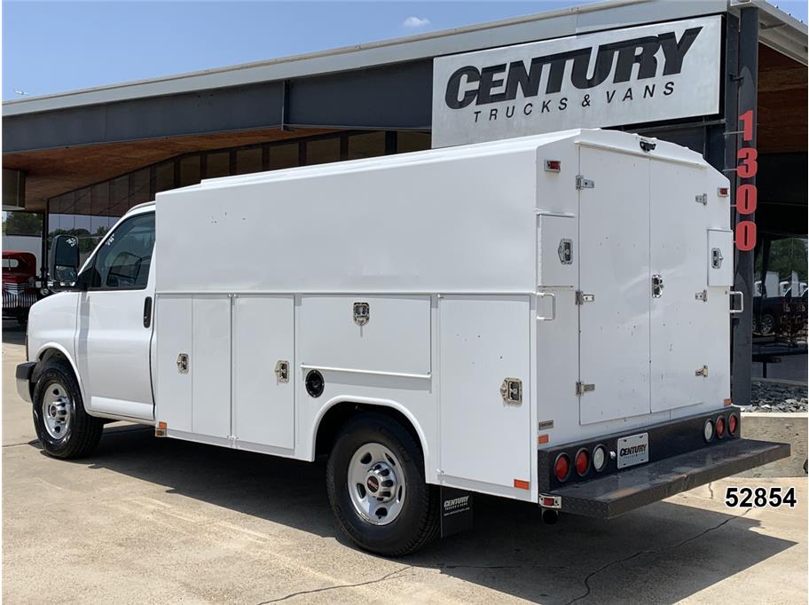 2015 GMC 3500 Savana