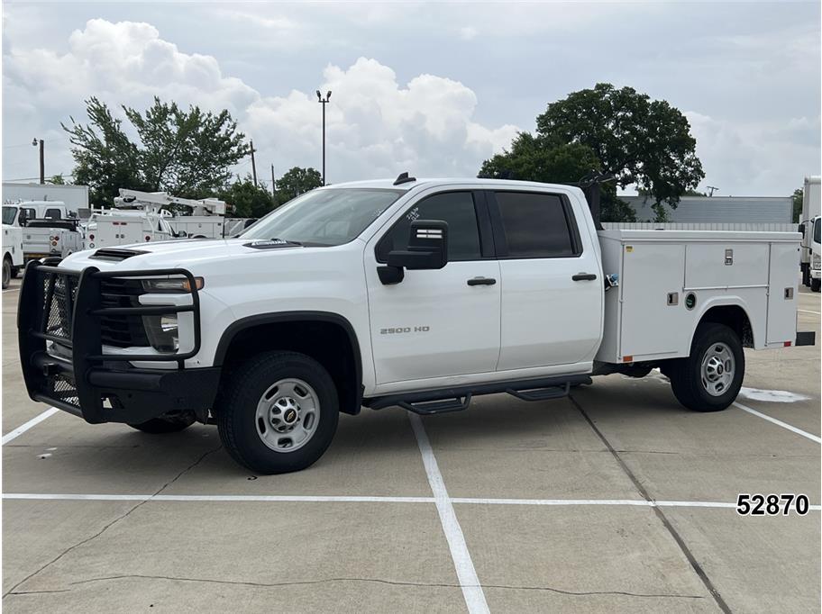 2024 Chevrolet Silverado HD's photo