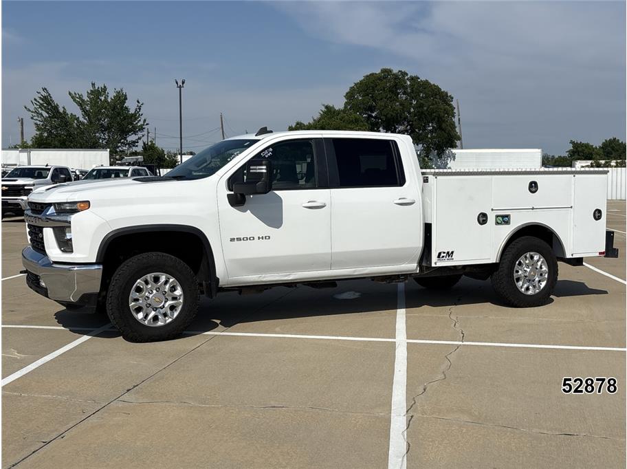 2021 Chevrolet Silverado HD's photo