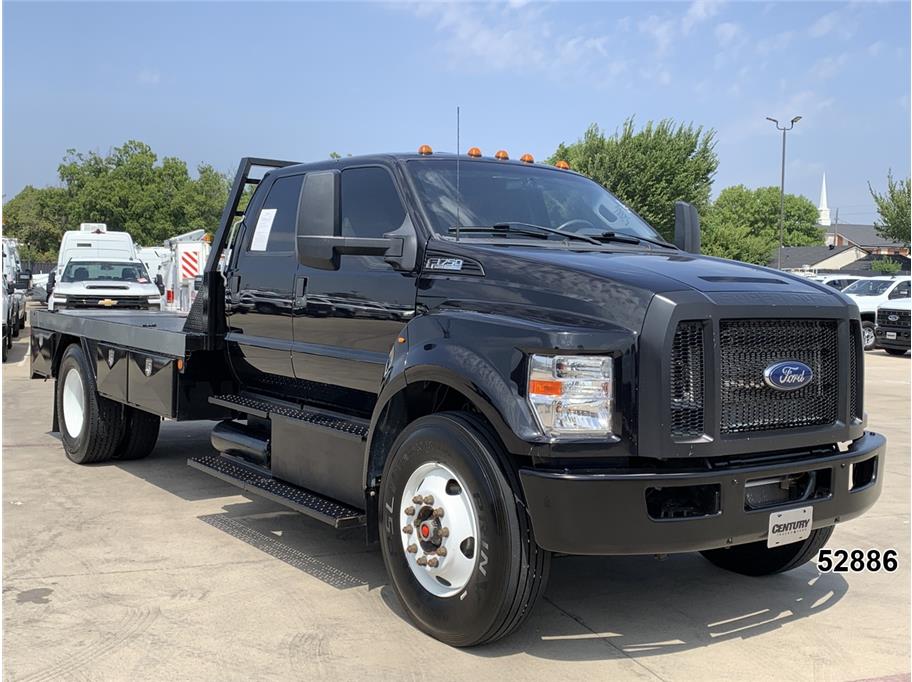 2022 Ford F750