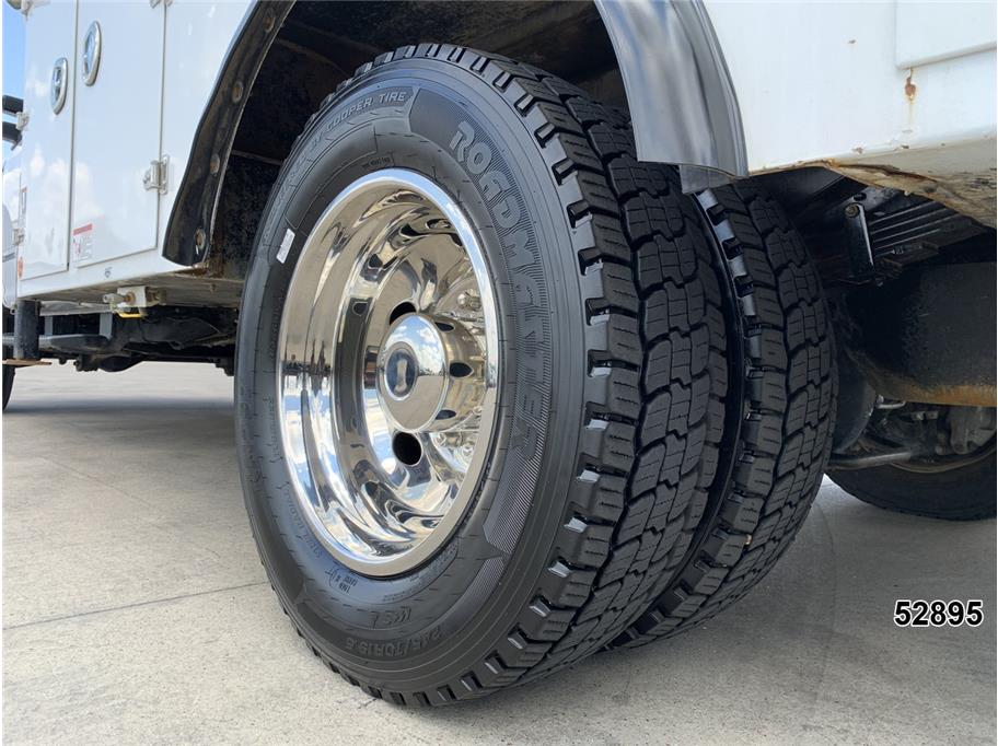 2022 Ford F550