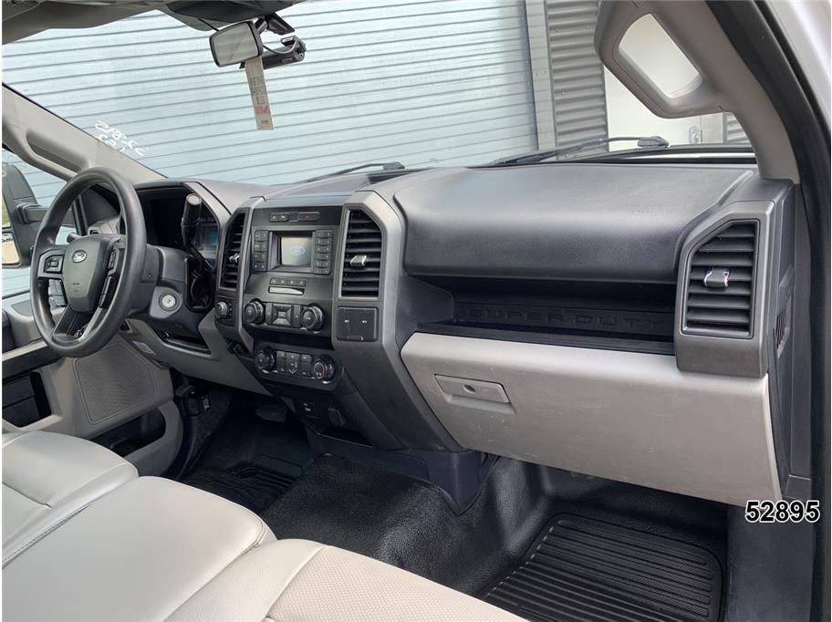 2022 Ford F550