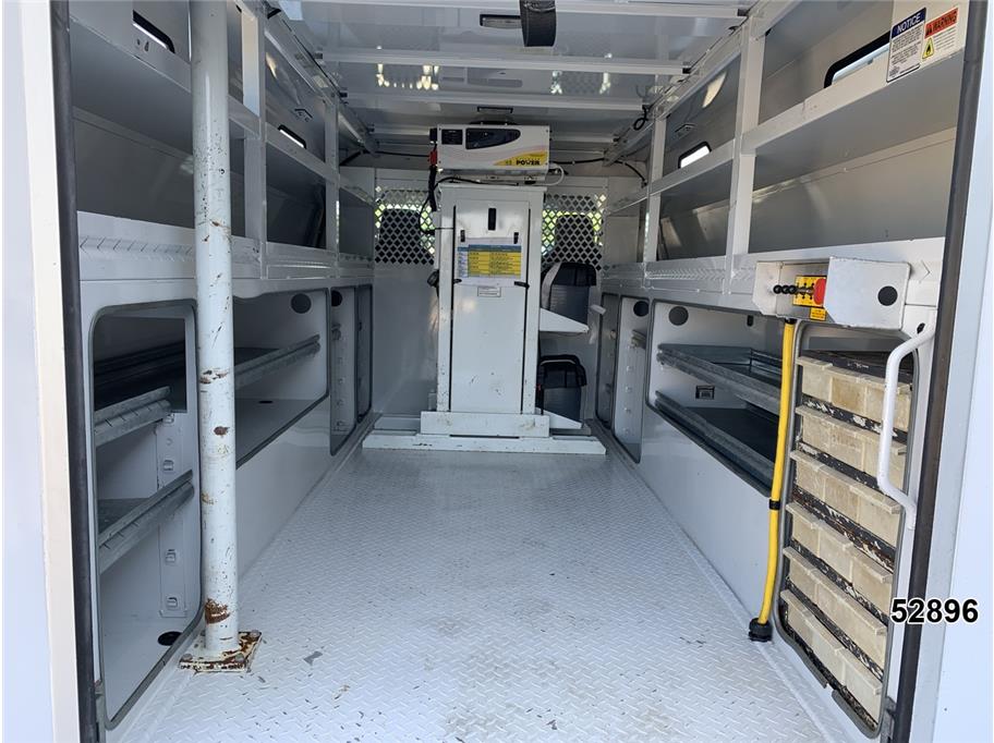 2017 Ford E350 DRW