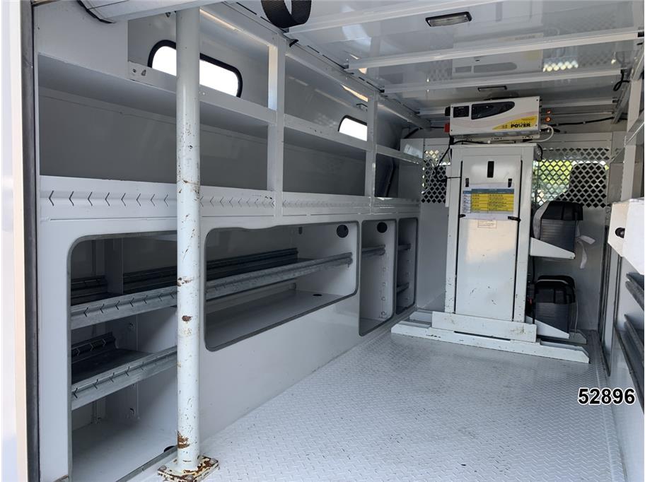 2017 Ford E350 DRW