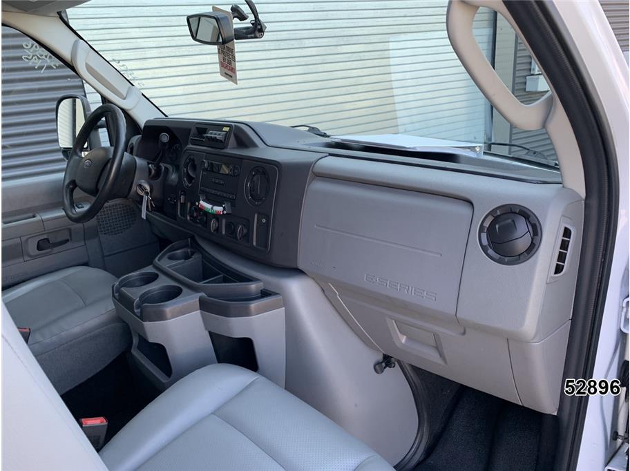 2017 Ford E350 DRW