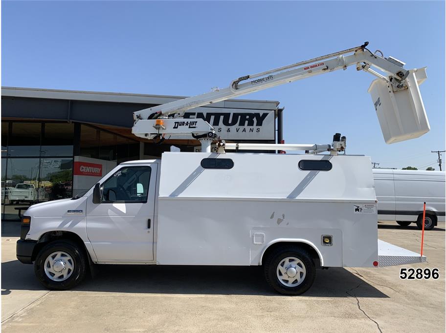 2017 Ford E350 DRW