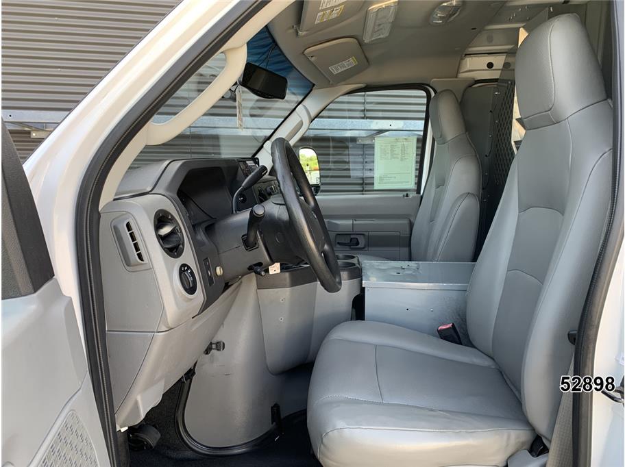 2014 Ford E350