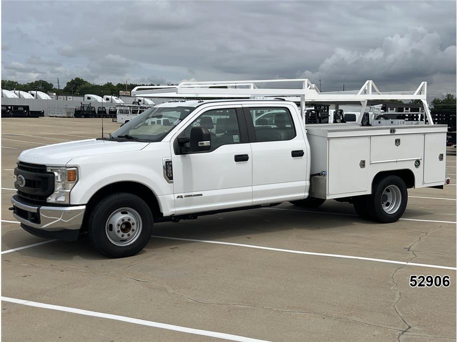 2022 Ford F-350 XL Crew Cab 179-In DRW's photo