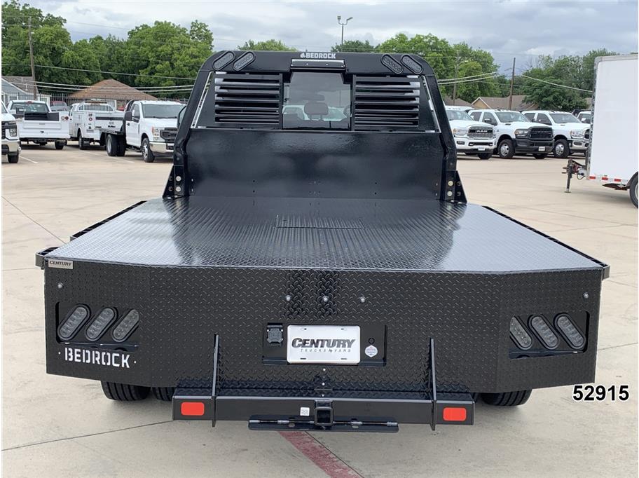 2022 Ford F550