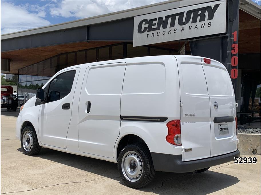 2020 Nissan NV200