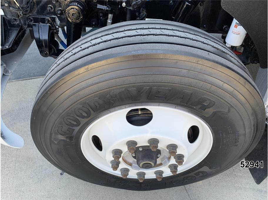 2017 Kenworth T-370