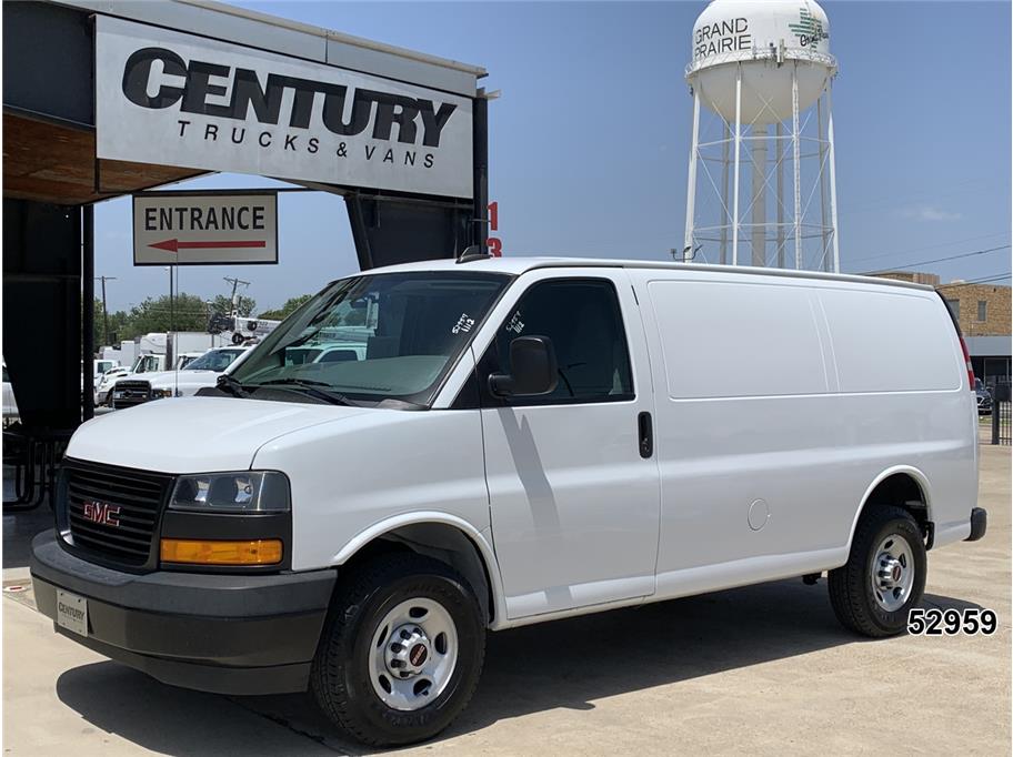 2023 GMC 2500 Savana