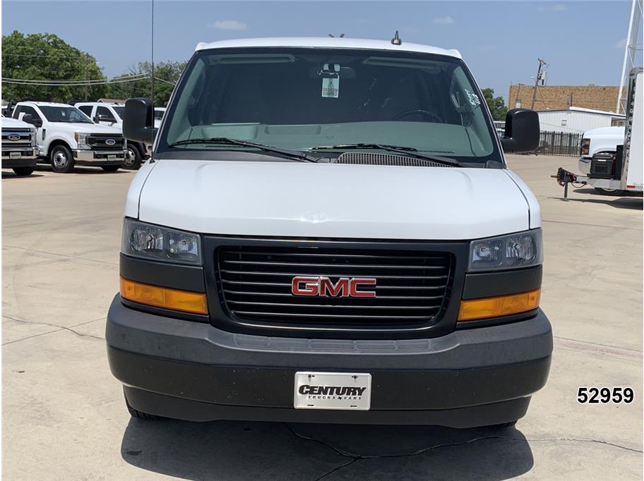 2023 GMC 2500 Savana