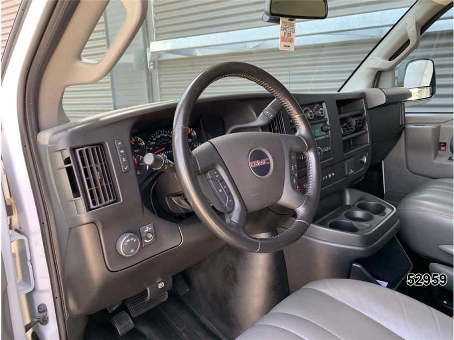 2023 GMC 2500 Savana