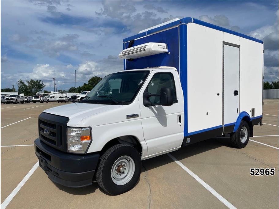 2023 Ford E350