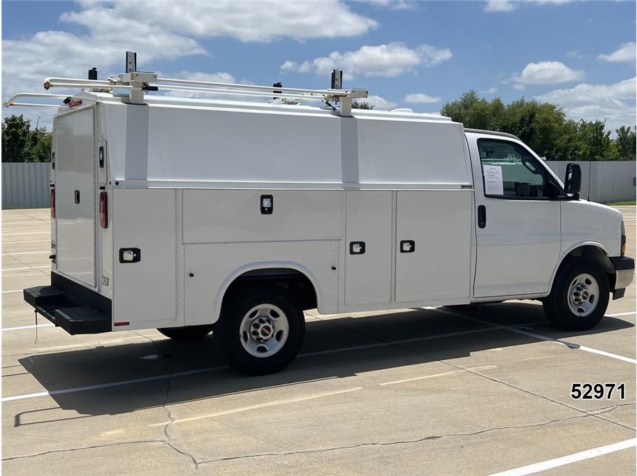 2021 GMC 3500 Savana