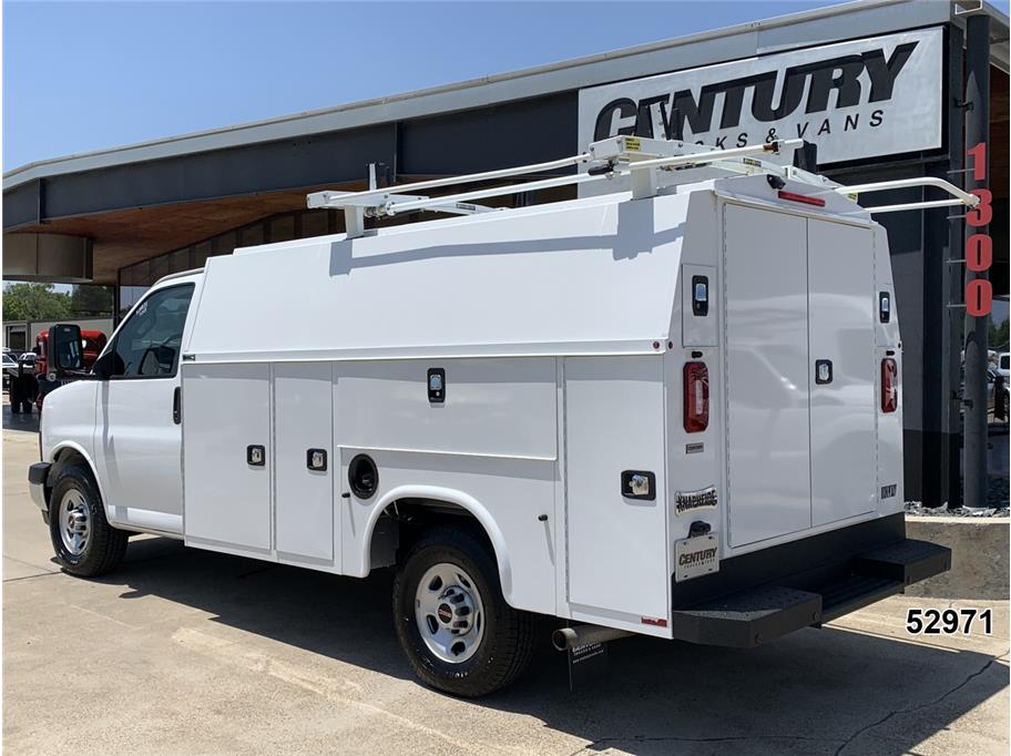 2021 GMC 3500 Savana